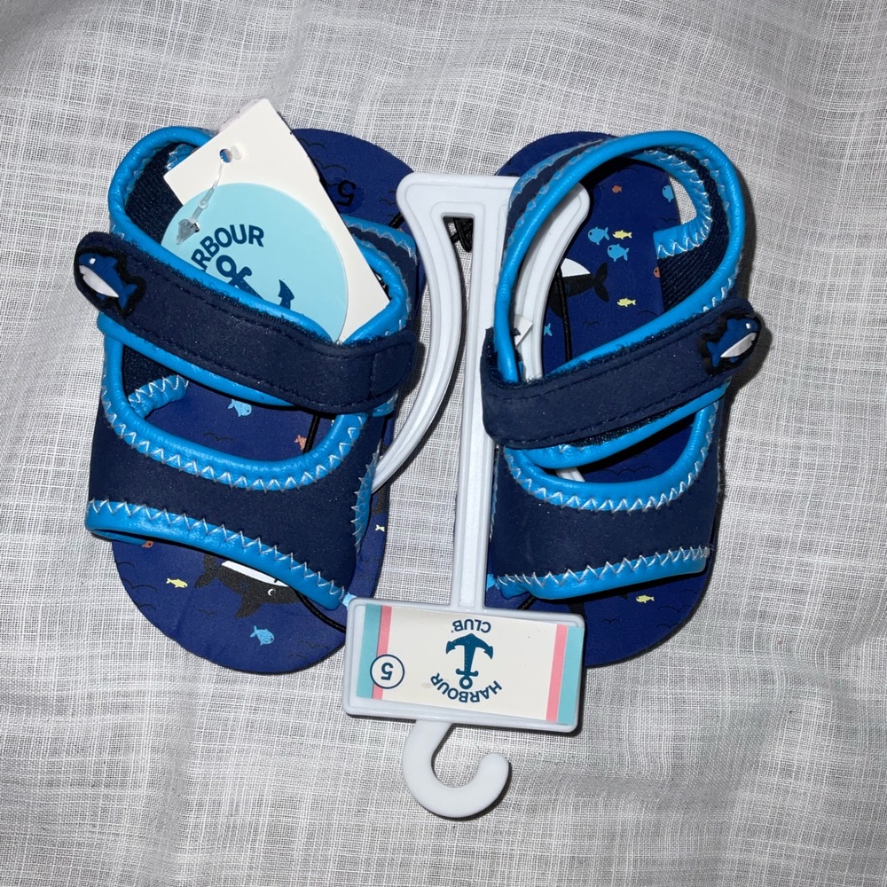 Boys sandals